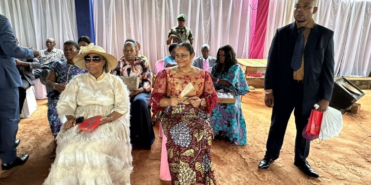 Sud-Ubangi : maman Liliane Bemba parraine le mariage Civil et Religieux des 17 couples militaires