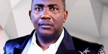 Kinshasa : Godé Mpoy suggère à Peter Kazadi la continuité de Gecoco Mulumba à la tête de la ville de Kinshasa