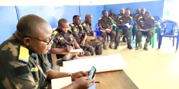 BENI : une délégation de l’armée congolaise en tournée de réconfort dans la chefferie de Bashu