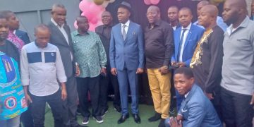 Kinshasa : difficultés du transport, embouteillages, nids de poules sur la chaussée, un quotidien de mal en pis pour les populations de Bumbu, Selembao, et Ngiri-ngiri