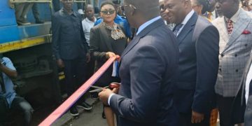 Onatra : le Directeur général Martin Lukusa relance le trafic ferroviaire Kinshasa-Matadi et le MB Luberu