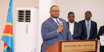 RDC- École nationale des finances : « ne devenez pas demain des bourreaux des contribuables Congolais par des actes de megestion » (Min Doudou Fwamba Likunde)