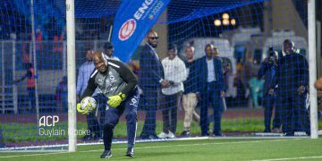 Au poteau dans un match de gala à Kinshasa, le Président Tshisekedi refoule toute tentative de buts des adversaires