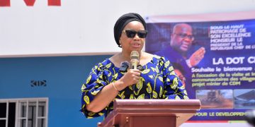 Lubumbashi: La Ministre d&rsquo;Etat Eve Bazaiba inaugure plusieurs ouvrages dans le cadre de la Dotation 0,3% de chiffres d&rsquo;affaires minimum des Miniers
