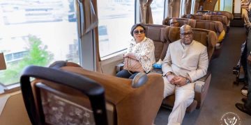 Kinshasa retrouve son train : Tshisekedi relance le rail urbain après quinze ans de silence