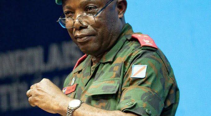 RDC : le général Sylvain Ekenge reprend ses fonctions de porte-parole des FARDC
